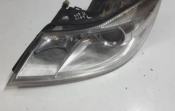 Skoda Octavia Mk2 (1Z) Headlight/headlamp 1Z2941015FXAUTOPX 1Z2941015F 1LL24705203