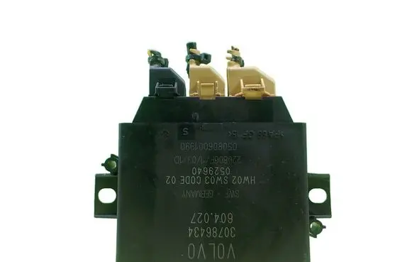 Volvo C70 Central body control module 30786434