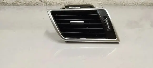 Mercedes-Benz GLE (W166 - C292) Dashboard side air vent grill/cover trim A1668309100