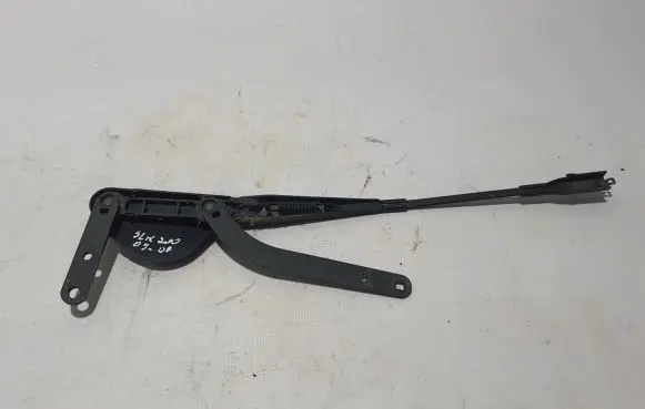 Mercedes-Benz SLK R171 Front wiper blade arm A1718200440