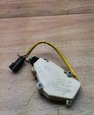 Ford Galaxy Central locking motor 7m0959775 95vw9b241ab