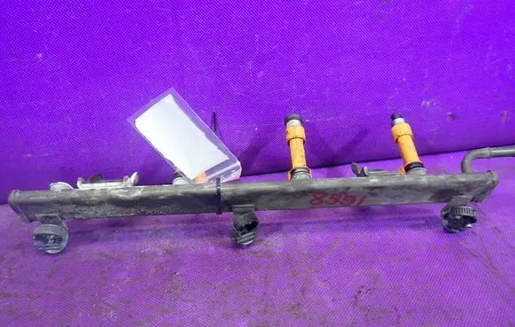 Suzuki Swift I Fuel main line pipe