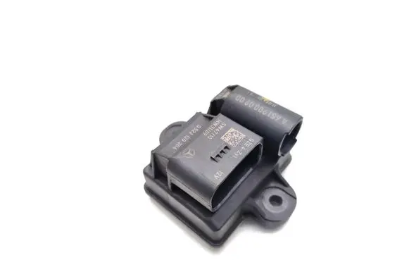Mercedes-Benz E W212 Glow plug pre-heat relay A6519000900