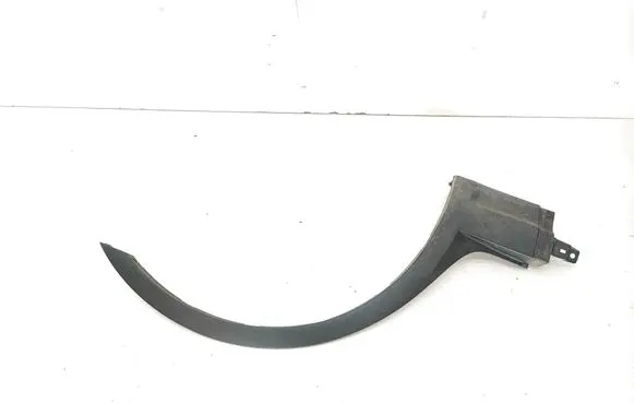 Front arch trim