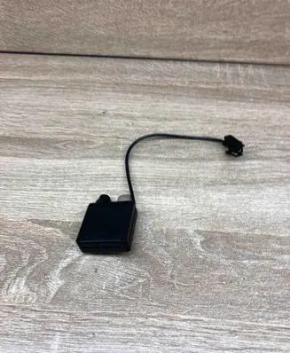 BMW 5 E39 Antenna control unit 8380945