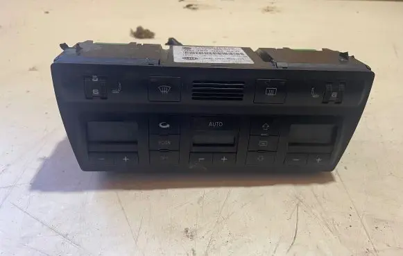 Audi A6 S6 C5 4B Climate control unit 4B0820043F 5HB00760400 0580000