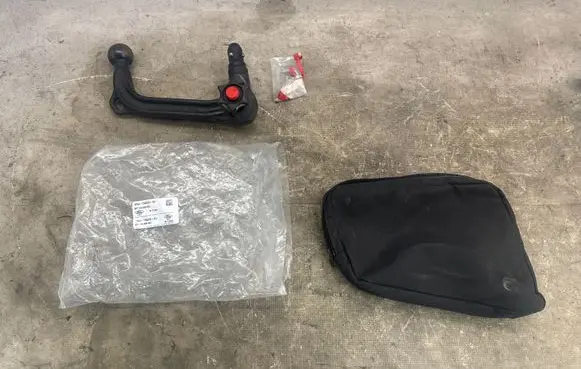 Ford Focus Detachable towbar JX6J19D528BA