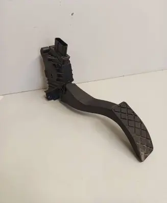 Volkswagen Golf VII Accelerator throttle pedal 5Q1723503H 6PV01062111