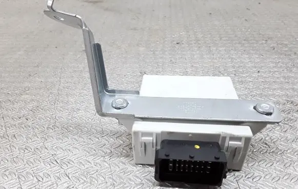Toyota Avensis T250 Window wiper relay 8594005020