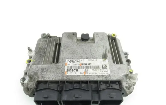 Ford Focus Engine control unit/module 0281011263 4M5112A650ND