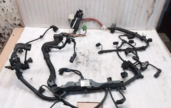 BMW 1 E81 E87 Engine installation wiring loom 780216605 7802194