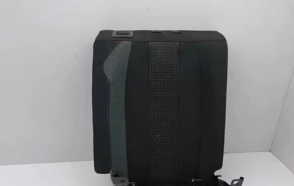 Rear seat