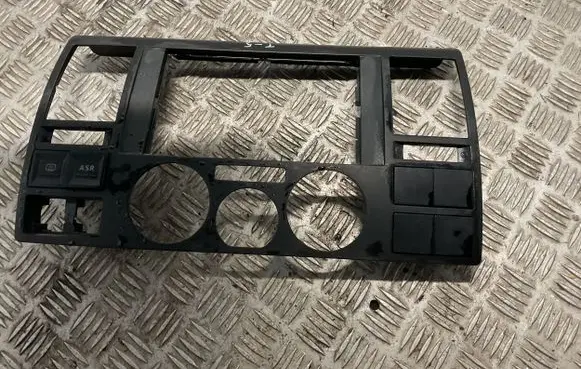 Volkswagen Transporter - Caravelle T5 Dash center air vent grill