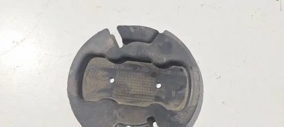 Mercedes-Benz Vito Viano W447 Wheel nut cap/cover A9105240500
