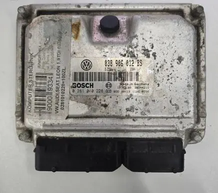 Seat Toledo II (1M) Engine control unit/module 038906012BS 28SA4211 0281010228