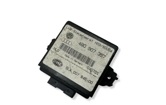 Audi A3 S3 8L Light module LCM 4B0907357