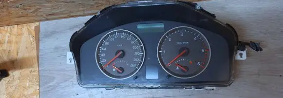 Volvo V50 Speedometer (instrument cluster) 30728645 30710071