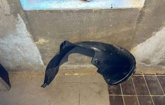 Seat Toledo II (1M) Front wheel arch liner splash guards 1M0809961B