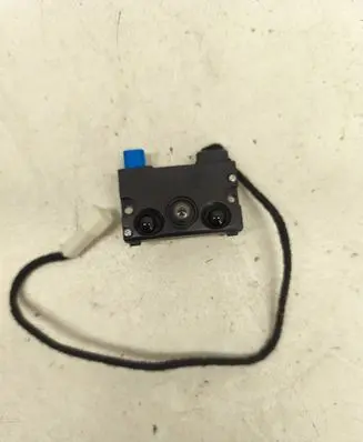 Tesla Model Y Windshield/windscreen camera 158812400I