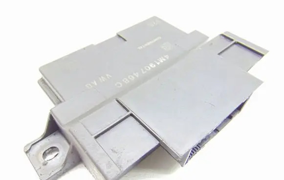 Audi Q7 4M Gateway control module 4M1907468C