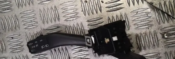 Volkswagen Touran I Indicator stalk 1k0953513a
