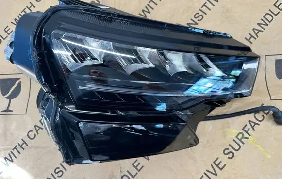 Skoda Kamiq Headlight/headlamp 57B941010 0022563409 12122023