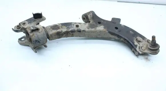 Honda CR-V Front lower control arm/wishbone