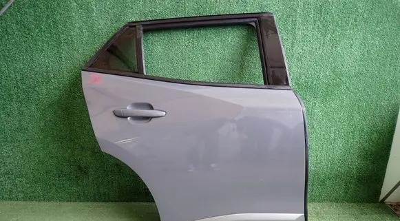 Peugeot 2008 II Rear door 