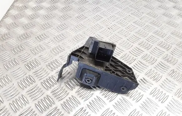 Peugeot 206 Glow plug pre-heat relay 9640469680