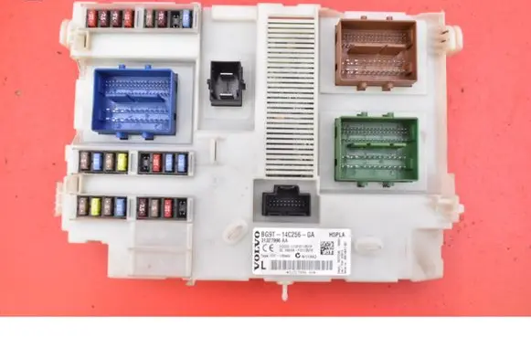Volvo S60 Fuse box set BG9T-14C256-GA