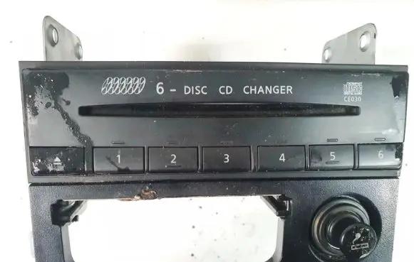 Nissan X-Trail T30 CD/DVD changer 281844m560 28184-4m560