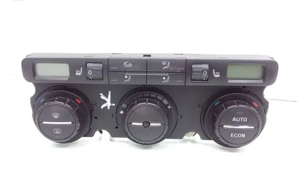 Skoda Octavia Mk2 (1Z) Climate control unit 74241050
