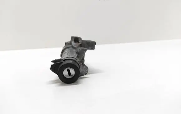 Skoda Octavia Mk1 (1U) Ignition lock 4B0905851C