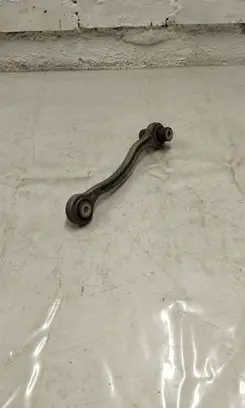 Rear control arm