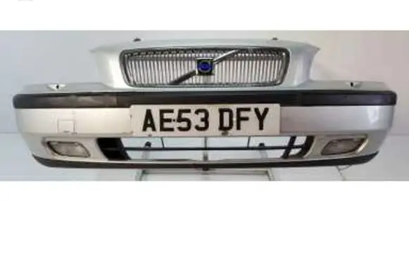Volvo V70 Front bumper