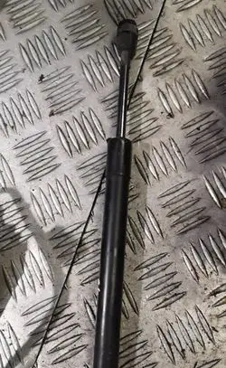 Audi A6 S6 C6 4F Tailgate/trunk strut/damper 4f5827552