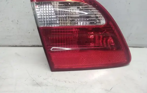 Mercedes-Benz E W211 Tailgate rear/tail lights A2118201364