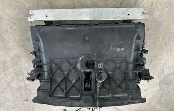 Tesla Model Y Radiator set 163432500A
