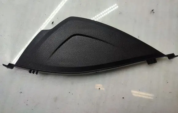 BMW 4 F36 Gran coupe Dashboard side end trim 9321535