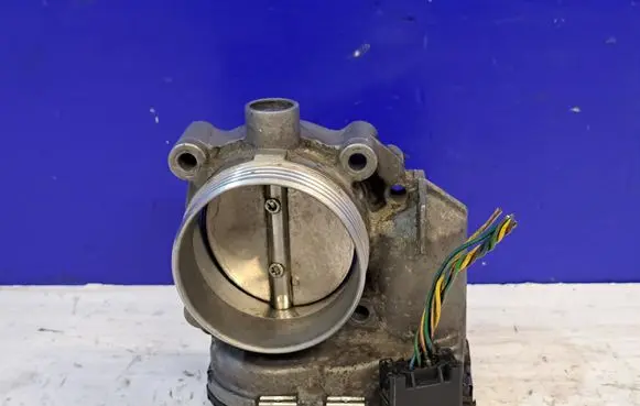 Volvo S80 Throttle valve 30711552 0280750146