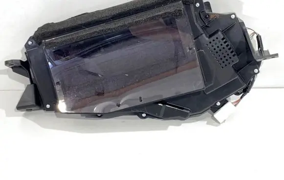 Toyota Camry VIII XV70 Screen/display/small screen 8310833032