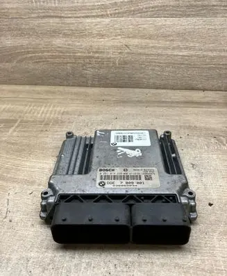 BMW 3 E90 E91 Engine control unit/module 7809001 0281014239