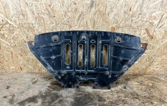 BMW X1 E84 Engine splash shield/under tray