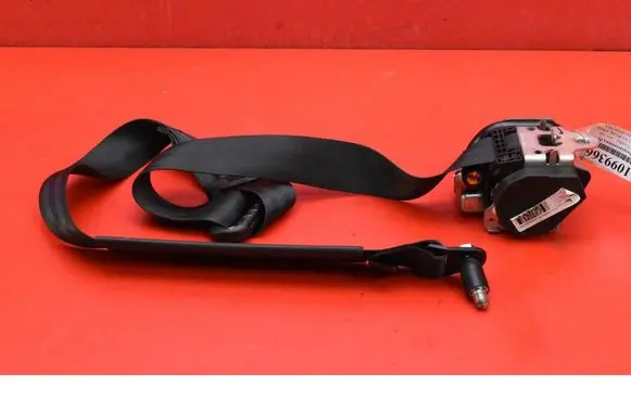 Opel Combo D Front seatbelt 735584038