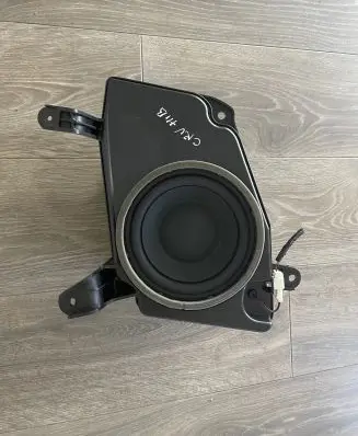 Honda CR-V Subwoofer speaker 8HN23W