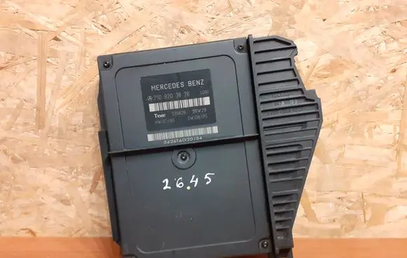 Mercedes-Benz E W210 Central body control module 2108203826 2645