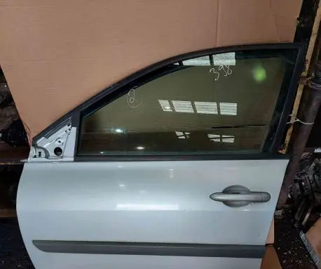 Renault Megane II Front door