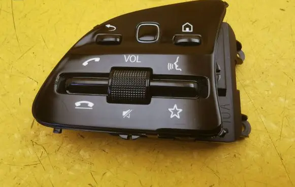 Mercedes-Benz Sprinter W907 W910 Steering wheel buttons/switches A0999053504