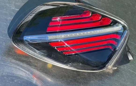 Rear/tail lights