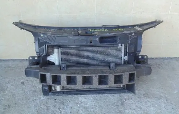 Skoda Roomster (5J) Radiator support slam panel